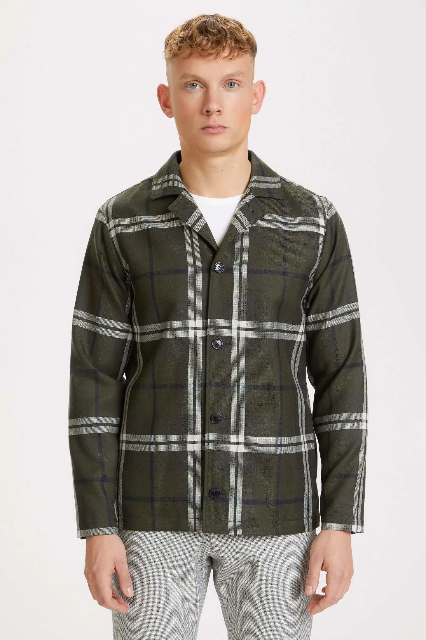 Рубашка regular fit с длинным рукавом мужская